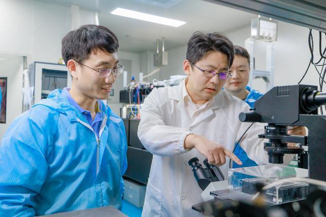 那些与量子"纠缠"的青年科学家